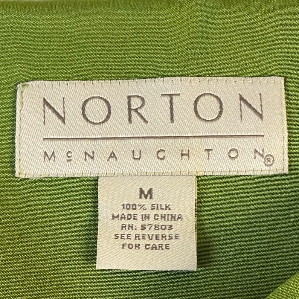 Norton McNaughton Vibrant Green Tank Top 100% Silk Sz M - Picture 6 of 8